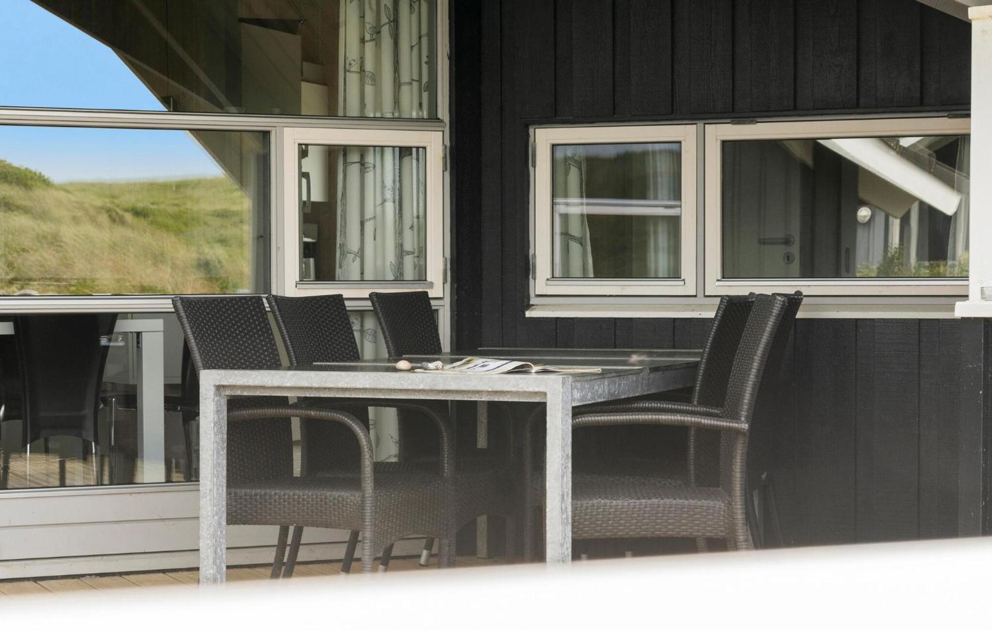 Stunning Home In Hvide Sande With Kitchen Bjerregard Exterior photo