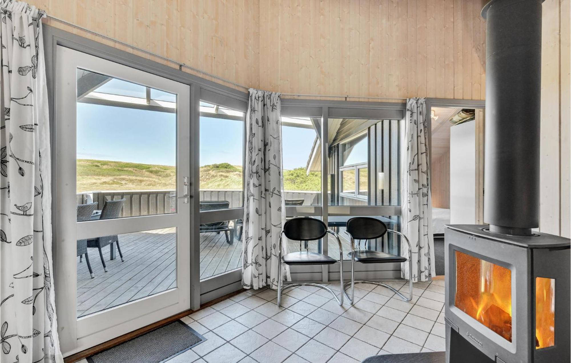 Stunning Home In Hvide Sande With Kitchen Bjerregard Exterior photo